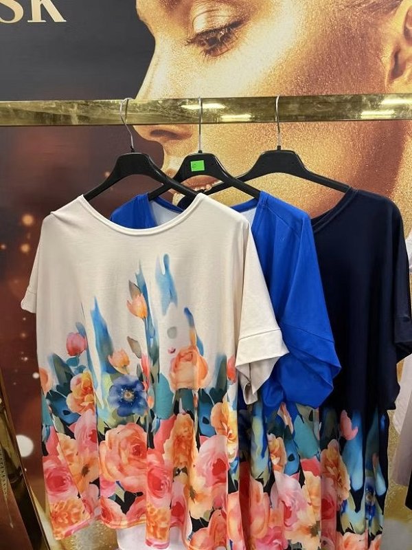 Bluzka kvety dole 726