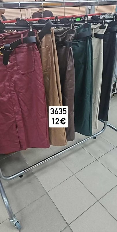 Jednofarebne tunikove saty 1453