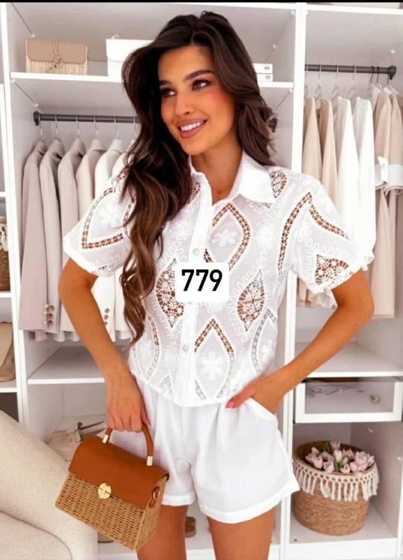 Kraťasový komplet s krajkou 779