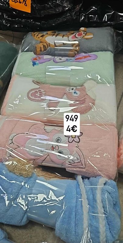 Stredny uterak zvieratko 949
