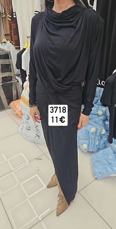 Lesk na pery s 24K zlatým sérom 1538