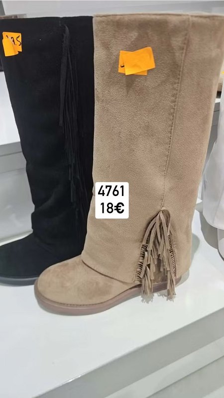 Semisove cizmy so strapcami 4761