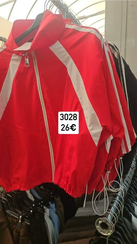 Bombera s pruzkami so stahovanim 3028
