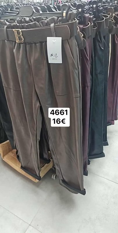 Ceruzka na obocie 3294