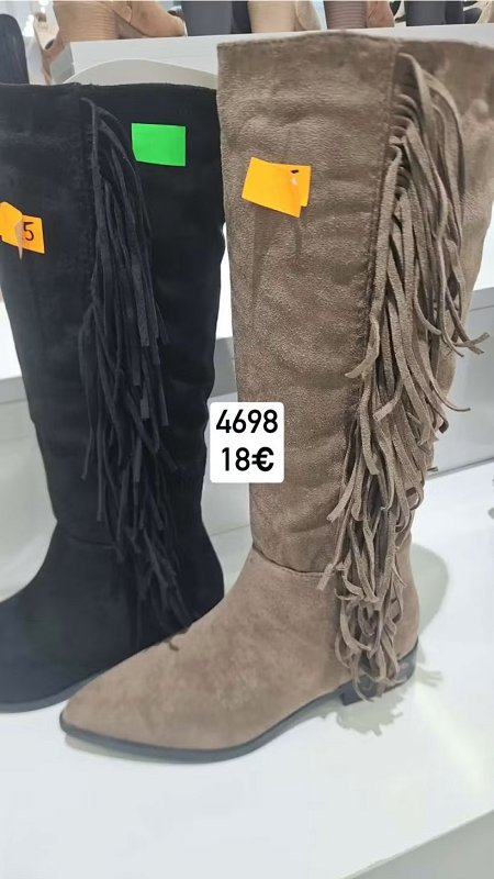 Semisove cizmy so strapcami 4698