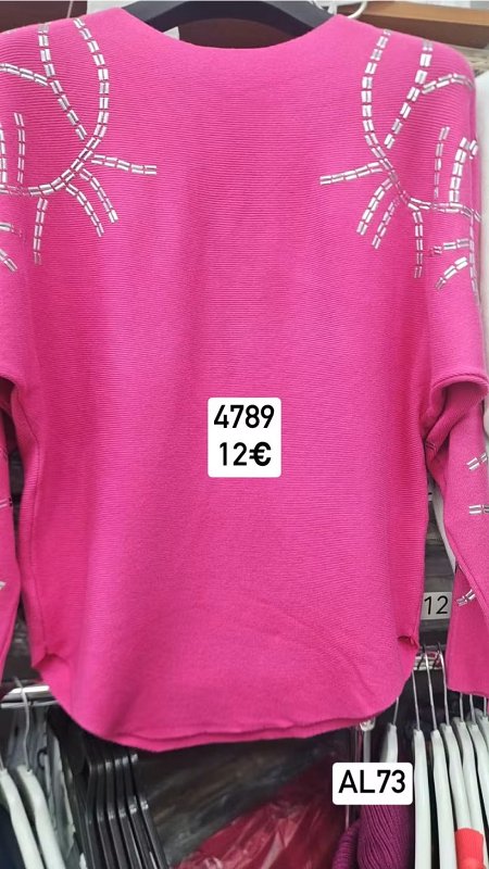 Upletovy top s kamienkami 4789