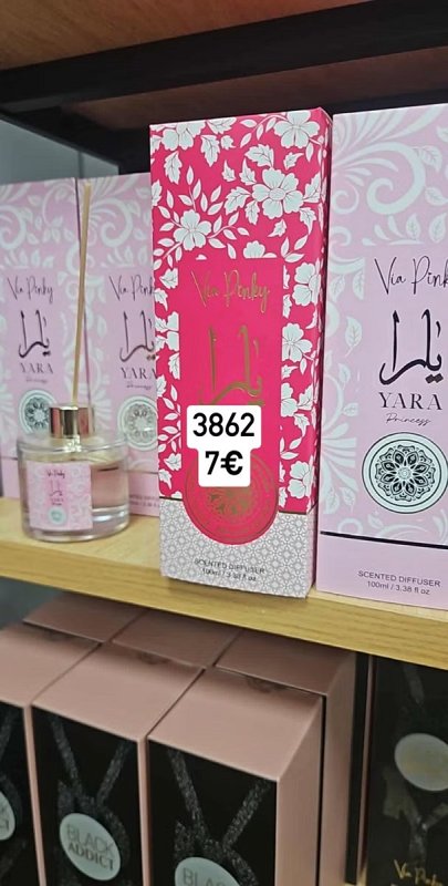 Madeira bluzka s gombikmi a flitrami 1684