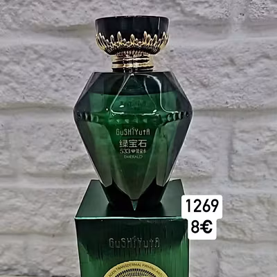 Spevňujúca pleťová esencia 533 Emerald 1269 - 2