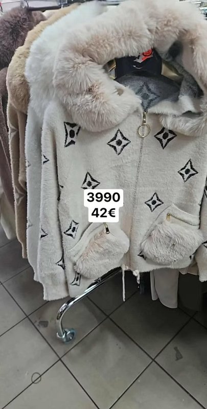 Jednofarebne tricko s kratkym rukavom 1843