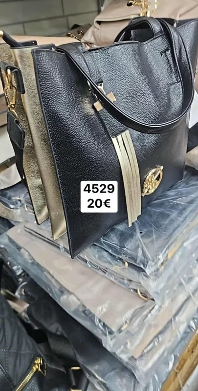 Kozena kabelka Mz so strapcom 4529