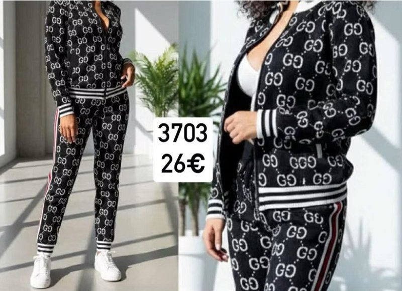 Bodkovany nohavicovy komplet s pruzkami 1497