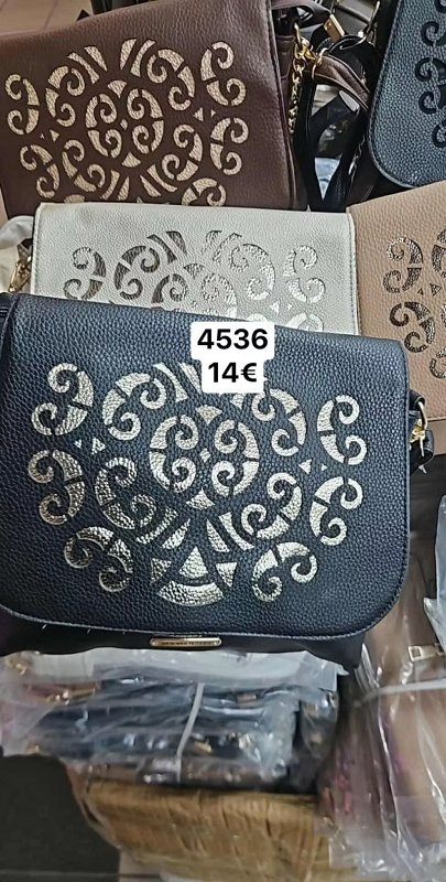 Vzorovana crossbody kabelka 4536