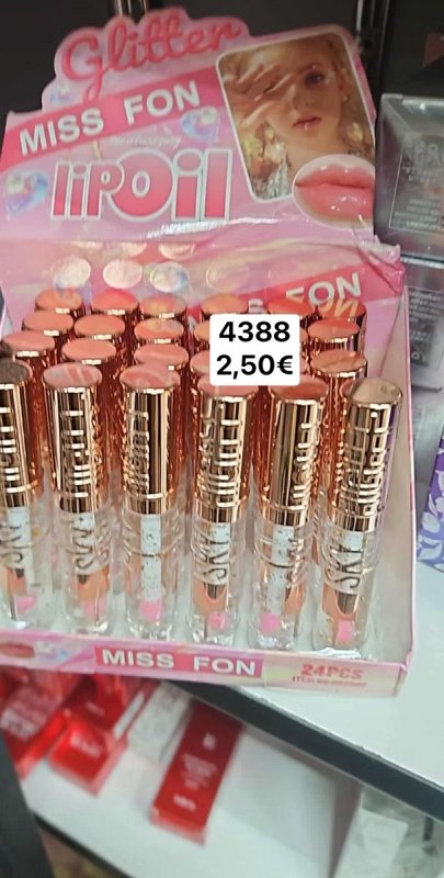 Lesk na pery 4388