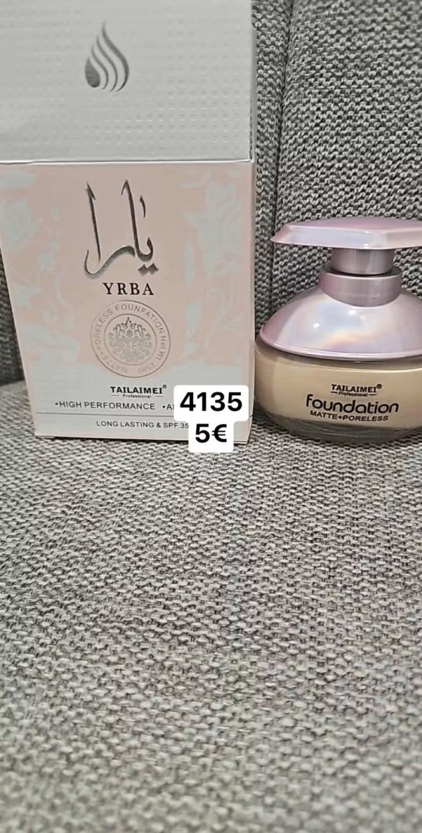 Tekutý makeup Lattafa 4135