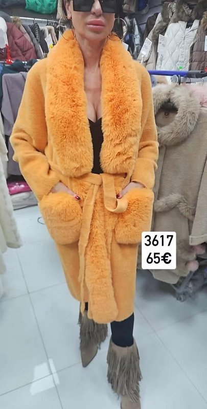 Bodkovane saty balonove rukavy hore stahovane 1435