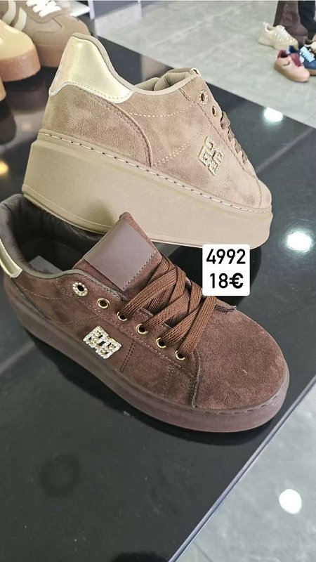 Semisove botasky s kamienkovou prackou LOWE 4992