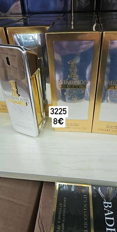 Parfumovaný balzam na pery Yangmei 1045