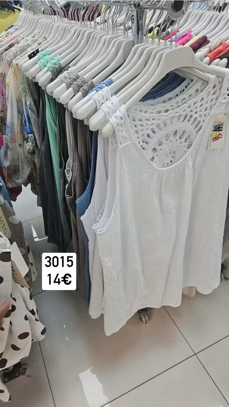 Jednofarebne lanove tielko vzadu hackovane 3015