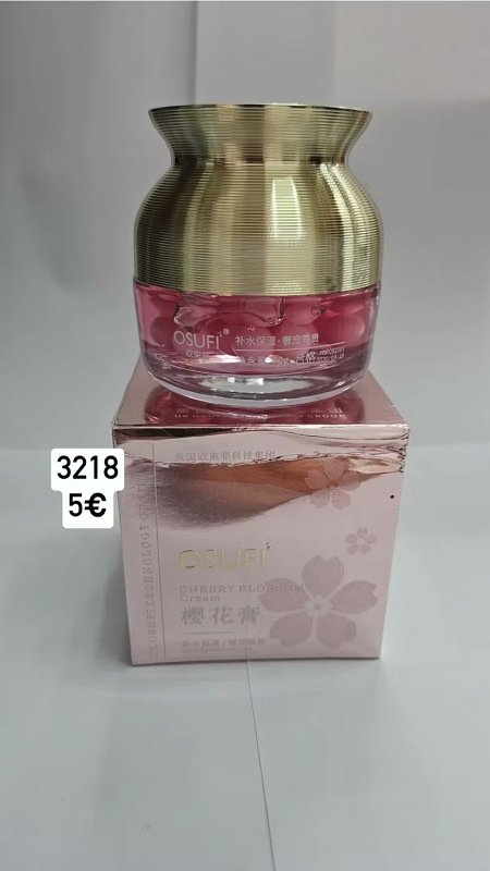 Hydratačný krém s čerešňovým kvetom Osufi 3218