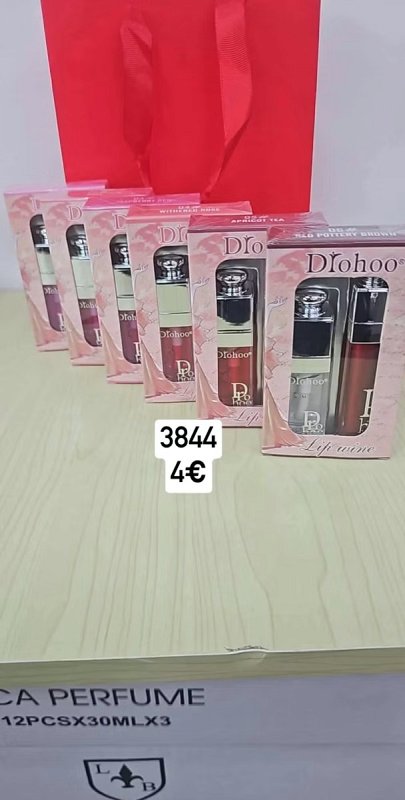 Vzorovany top na ramienka 1666
