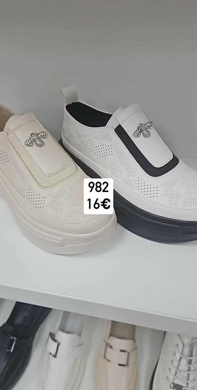 Mokasiny vcela 982