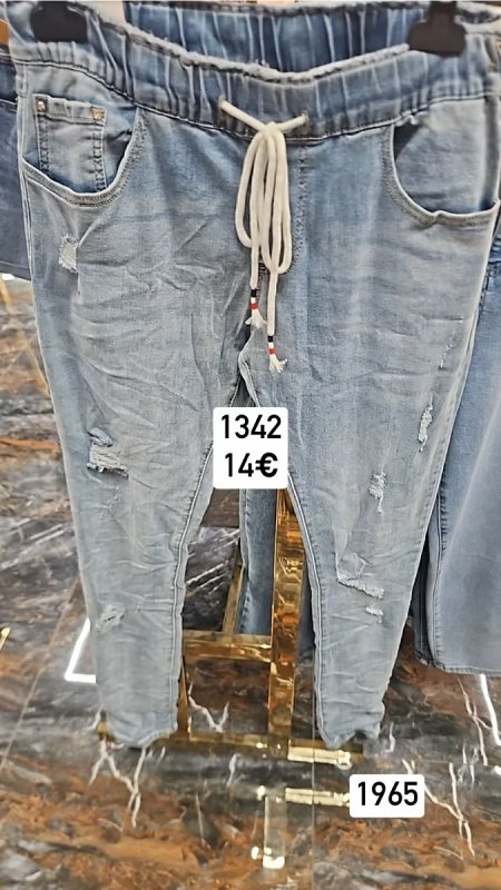 Modre rifle gumicka v pase 1342