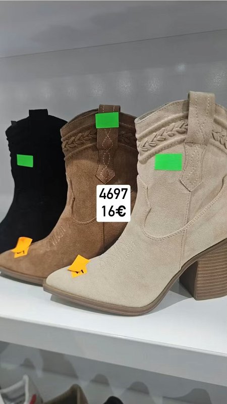 Semisove kotnikove cizmy na opätku 4697