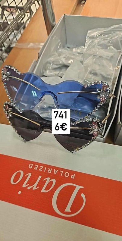 Okuliare srdiečka s kamienkami 741