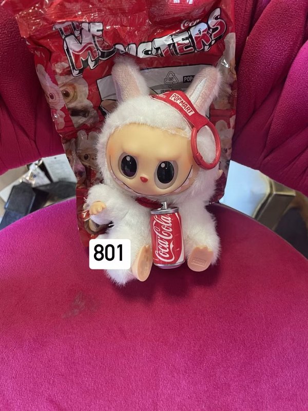 Labubu coca cola 801