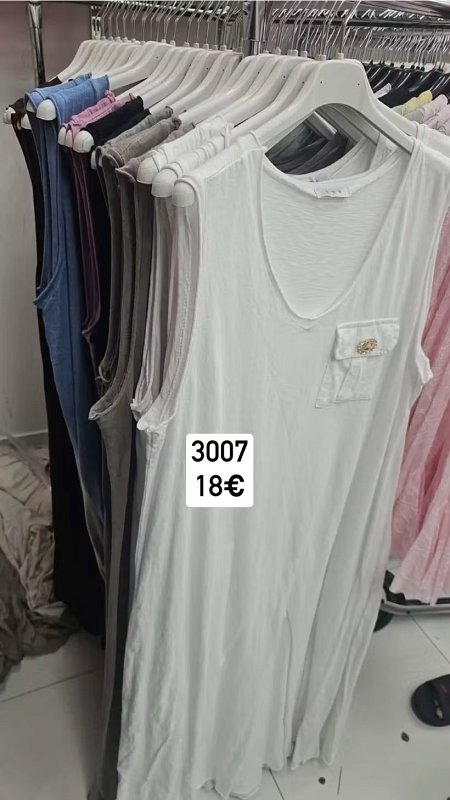 Jednofarebne saty s vreckom V 3007