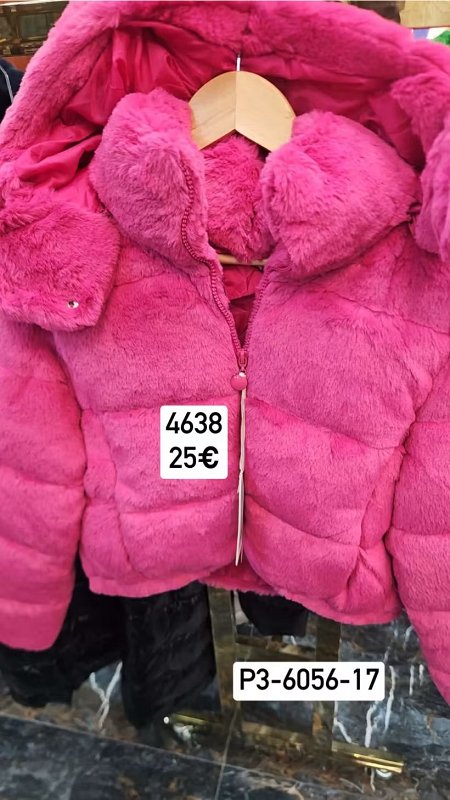 Ruzova kozusinova bunda s kapucnou 4638